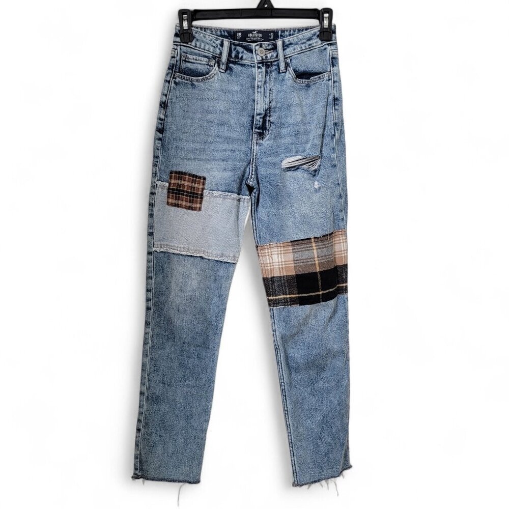 Hollister Size 00R Ultra High Rise Mom Jean with Patchwork Detail Exc. Used Cond